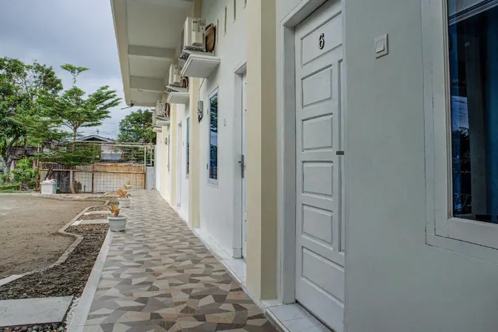 Паданг: OYO 3266 Alifah Residence Syariah