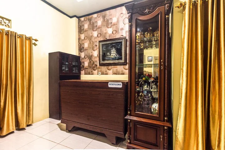 Палу: OYO 3348 Minimalis Homestay