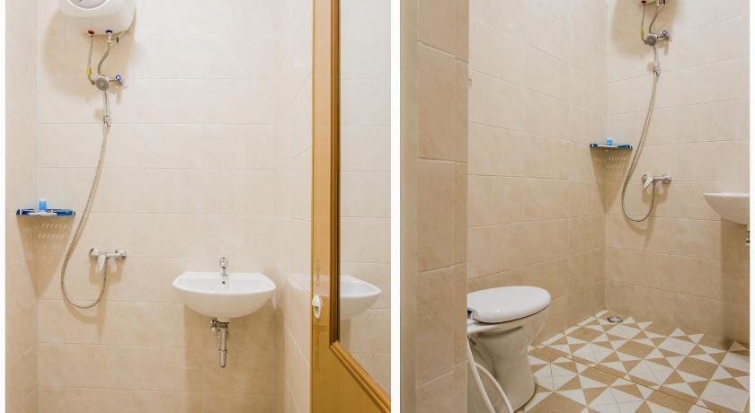 Медан: OYO 3316 Adam Malik Guesthouse Near Stasiun Medan