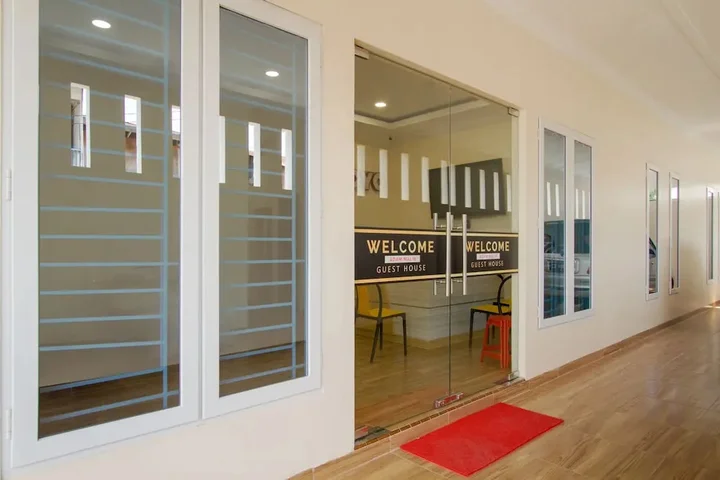 Медан: OYO 3316 Adam Malik Guesthouse Near Stasiun Medan