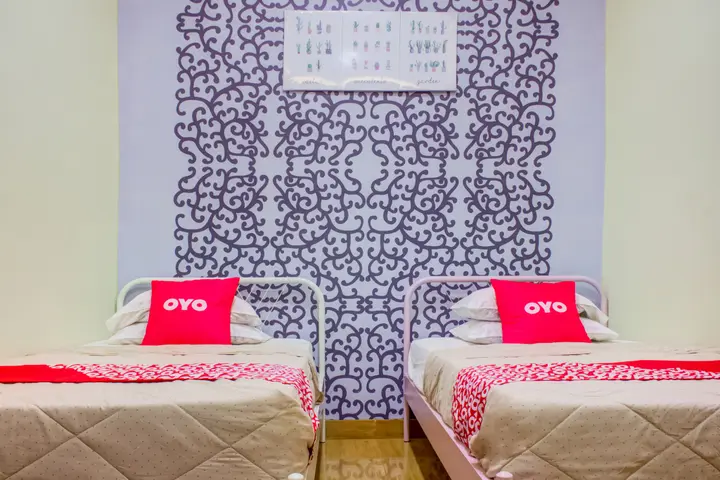 Чипанас: OYO 3418 Penginapan May Lindon Syariah