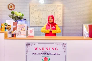 Чипанас: OYO 3418 Penginapan May Lindon Syariah