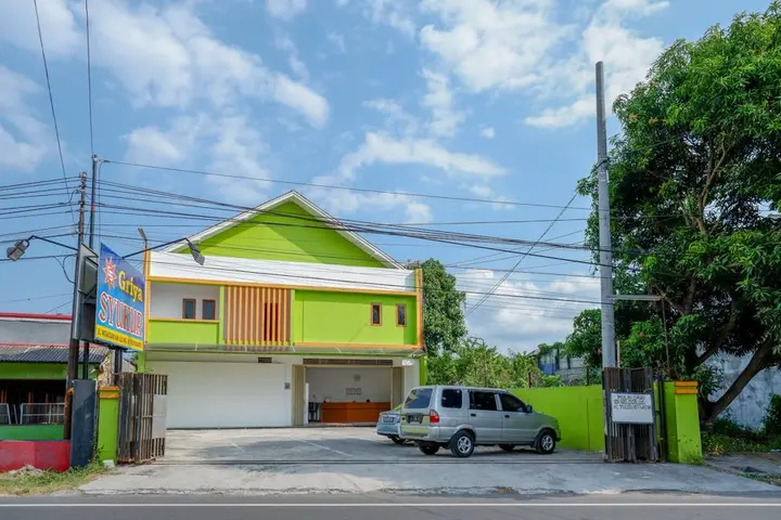 Батуретно: RedDoorz @ Jalan Wonosari KM.9