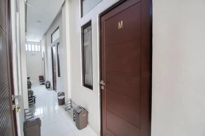 Караванг: OYO 3253 Sofia Residence Syariah