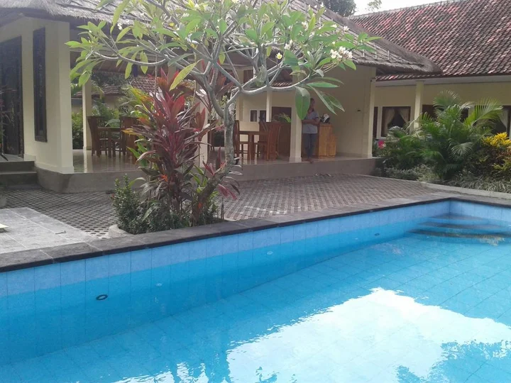 Бунутан: Star East Guest House