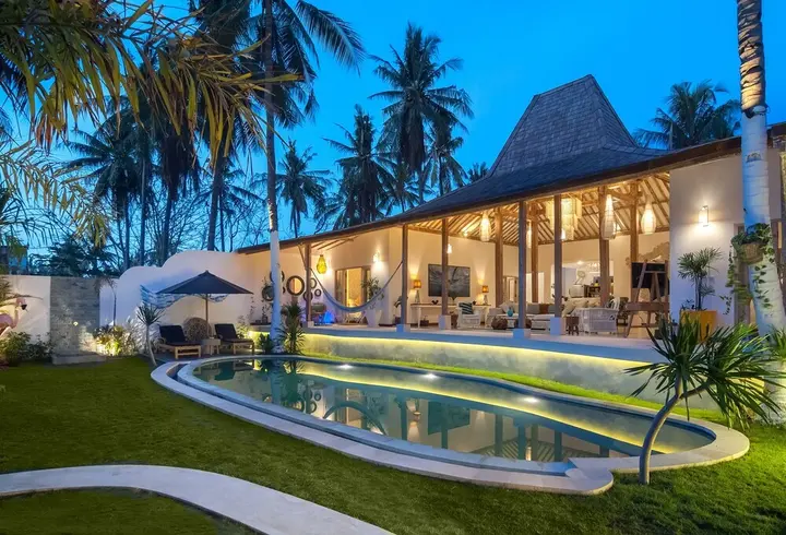 Гили Аир: De'Coco Villa and Suites