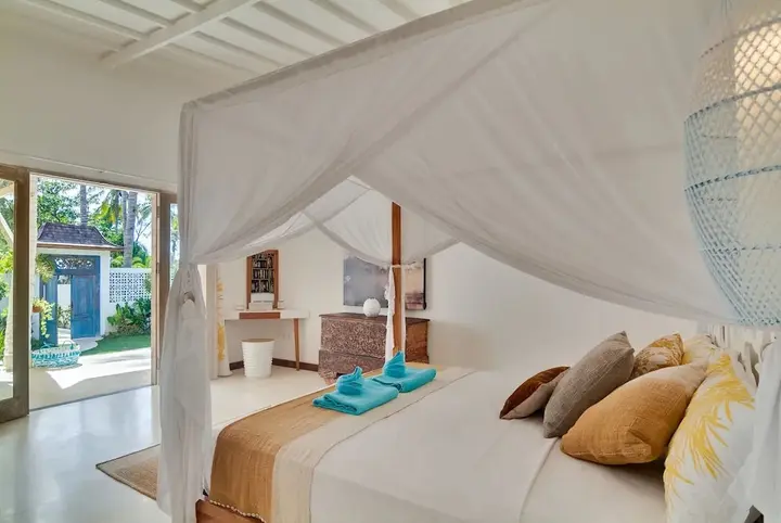 Гили Аир: De'Coco Villa and Suites