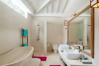 Гили Аир: De'Coco Villa and Suites