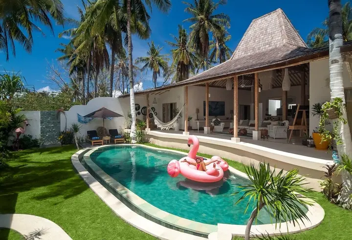 Гили Аир: De'Coco Villa and Suites