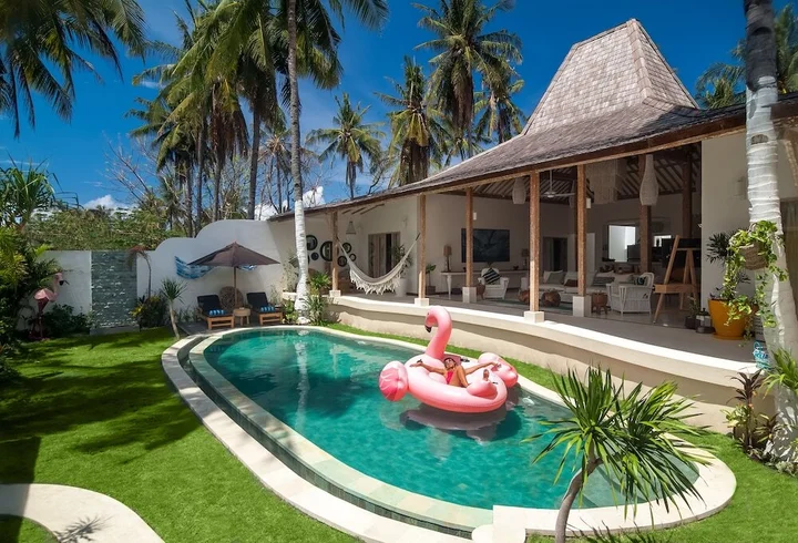 Гили Аир: De'Coco Villa and Suites
