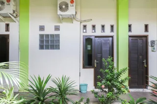 Баликпапан: OYO 3830 Dfarys Gh Syariah