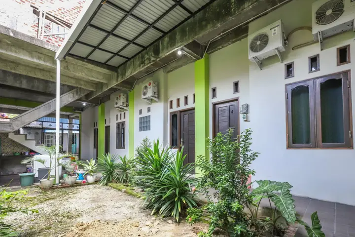 Баликпапан: OYO 3830 Dfarys Gh Syariah