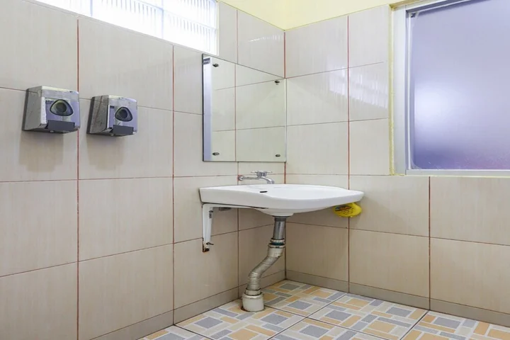 Баликпапан: OYO 3830 Dfarys Gh Syariah