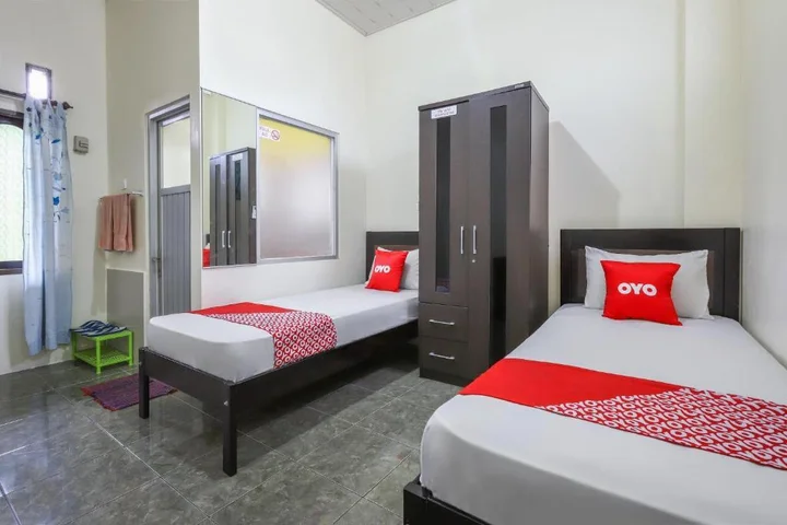 Баликпапан: OYO 3830 Dfarys Gh Syariah