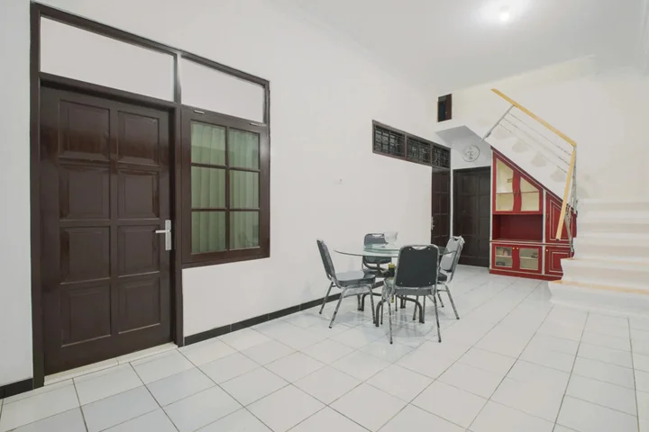 Депок: OYO 3467 White Residence