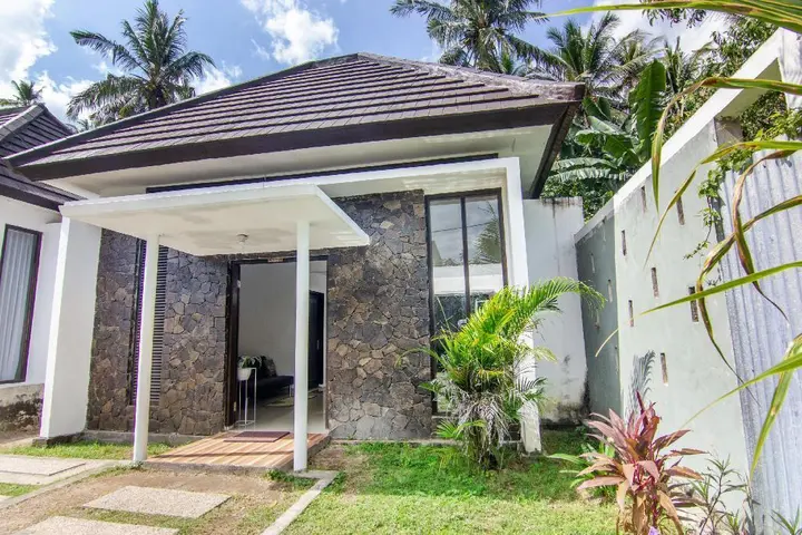 Сенджиги: OYO 3796 Senggigi Villas