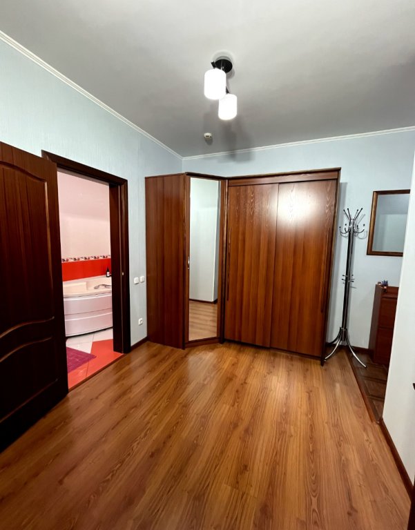 Красноярск: Апартаменты Белые Росы