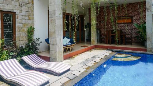 Сенджиги: Jasmine Villa Batu Bolong