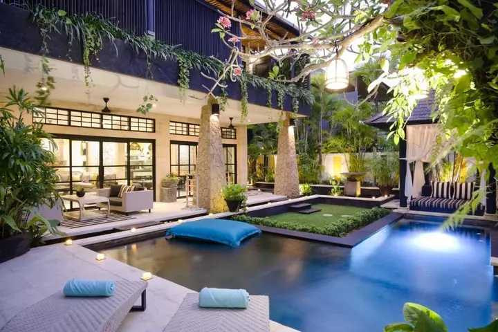 Кута: Amanputri Villa