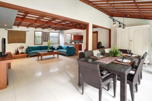 Кута: Villa Surin