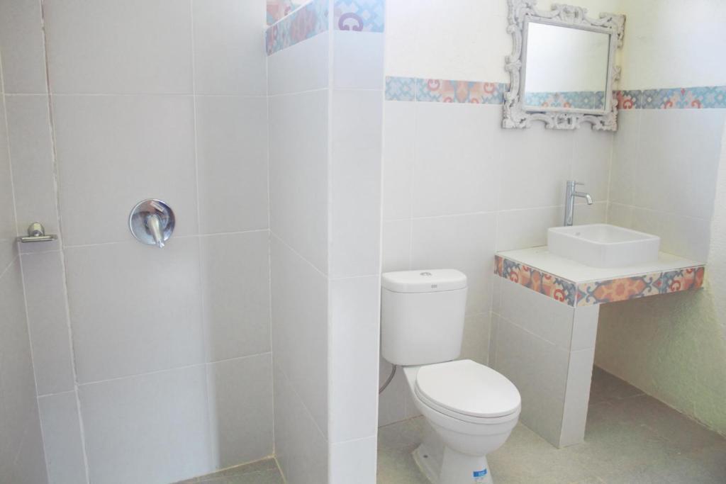 Пурвакерти: Adore guesthouse