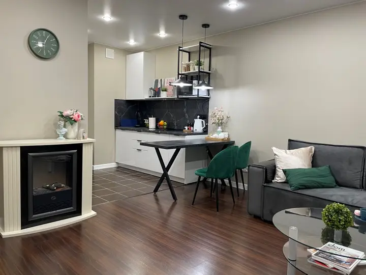 Красноярск: Апартаменты Argentum Home Авиаторов 64