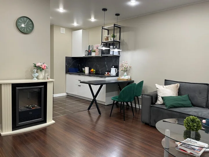 Красноярск: Апартаменты Argentum Home Авиаторов 64