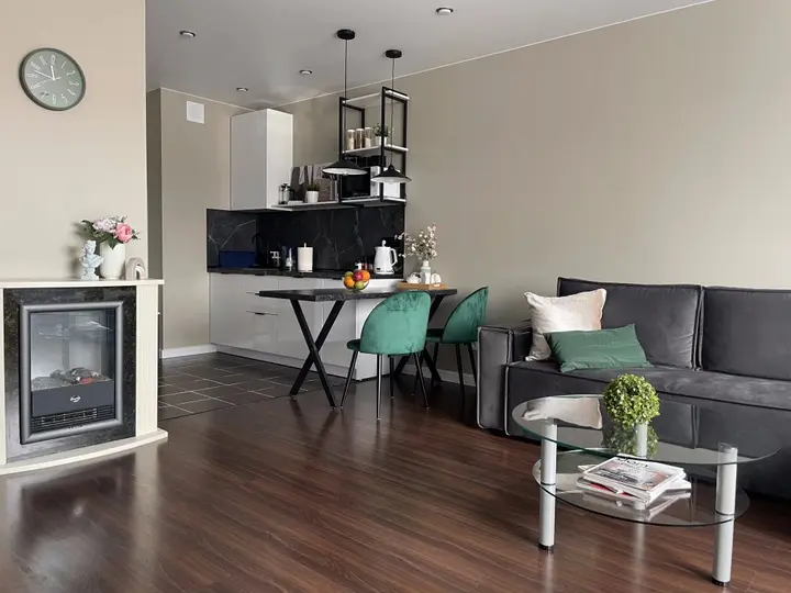 Красноярск: Апартаменты Argentum Home Авиаторов 64