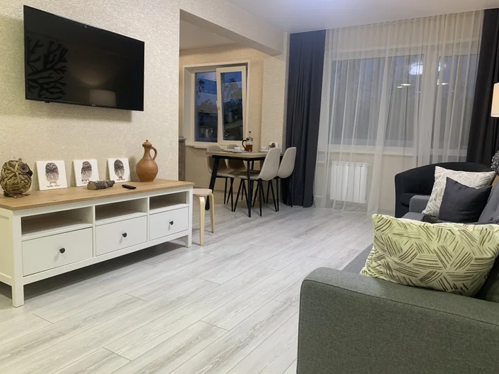 Красноярск: Апартаменты Argentum Home Матросова 9