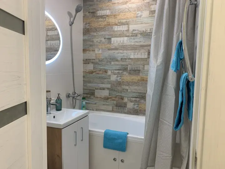 Красноярск: Апартаменты Argentum Home Матросова 9
