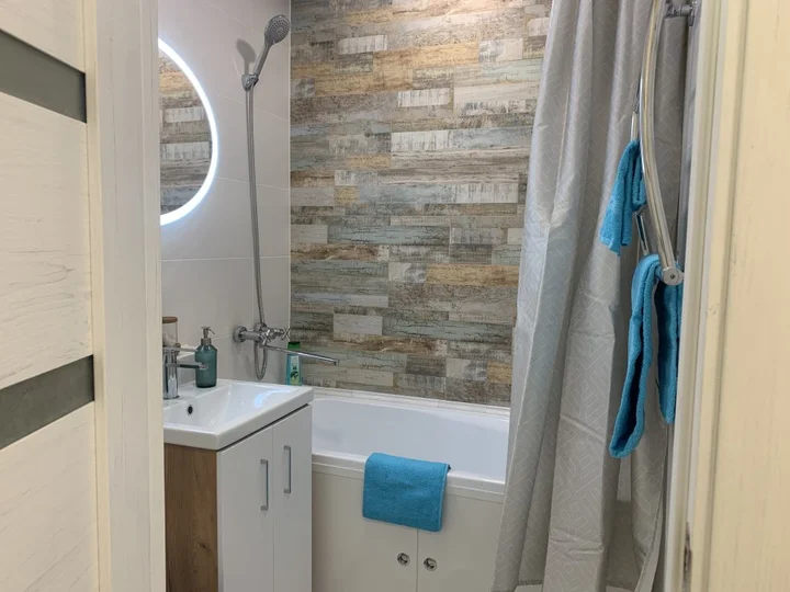 Красноярск: Апартаменты Argentum Home Матросова 9