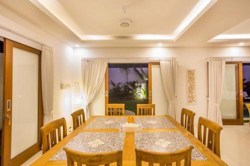 Кута: Deluxe Kamboja Villa