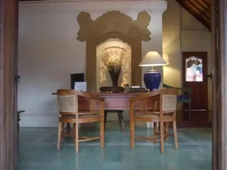 Батурити: Strawberry Hill Hotel & Restaurant