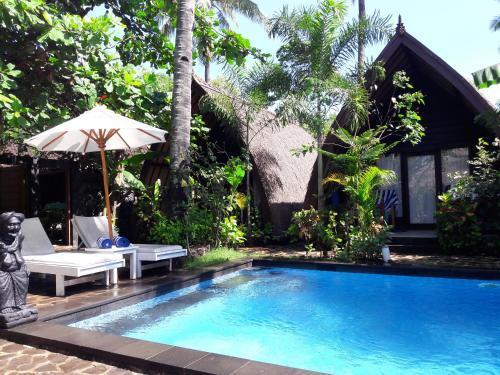 Гили Аир: Zipp Bar Restaurant & Bungalows