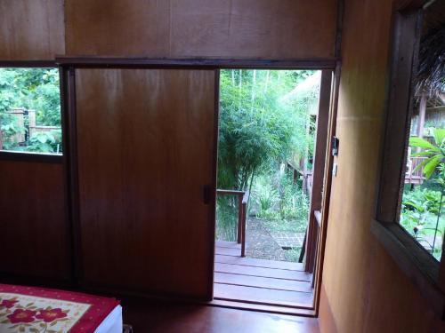 Танджунг: Shibui Garden Bungalows and Restaurant