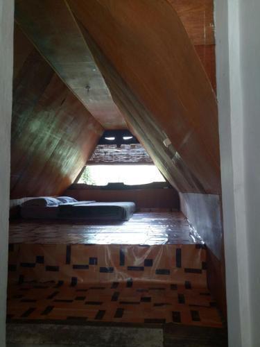 Озеро Тоба: Laster Jony's Guesthouse Samosir RedPartner