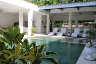 Сукасада: Villa Putih Lovina