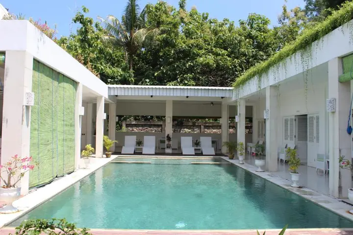 Сукасада: Villa Putih Lovina