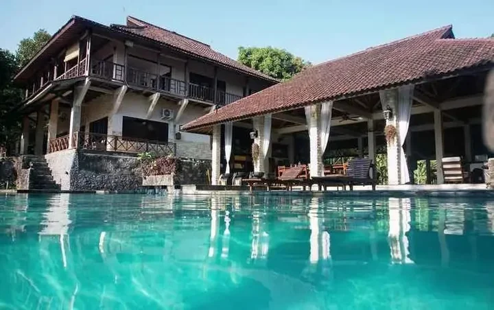 Пелабухан-рату: Schitzo Hills Forest Resort