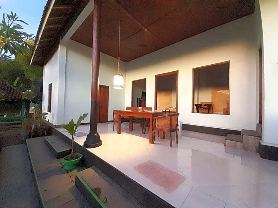 Сенджиги: Sasak Lebung Home