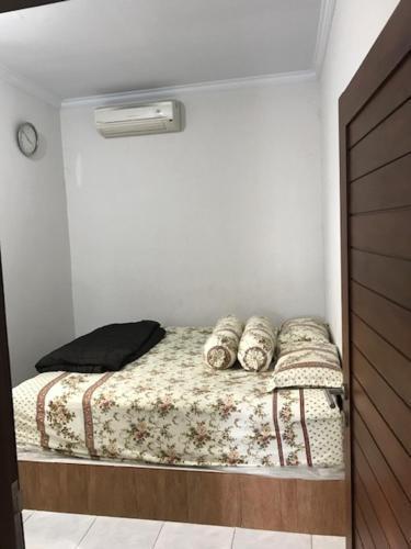 Падангбай: Primadana Hostel