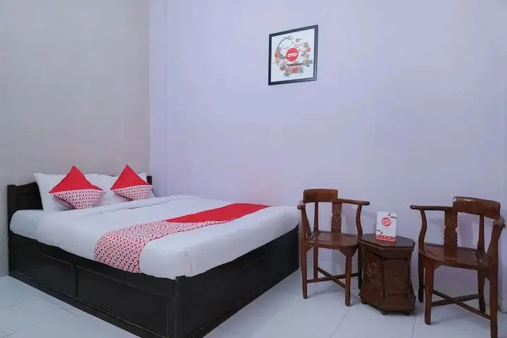 Джокьякарта: OYO 693 Hotel Safara