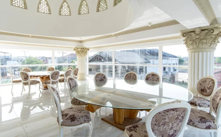 Медан: Mutiara Hijau Suites Syariah By OYO Rooms