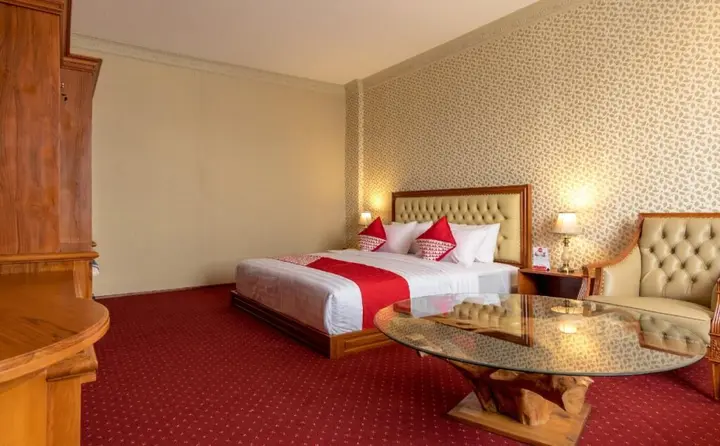 Медан: Mutiara Hijau Suites Syariah By OYO Rooms