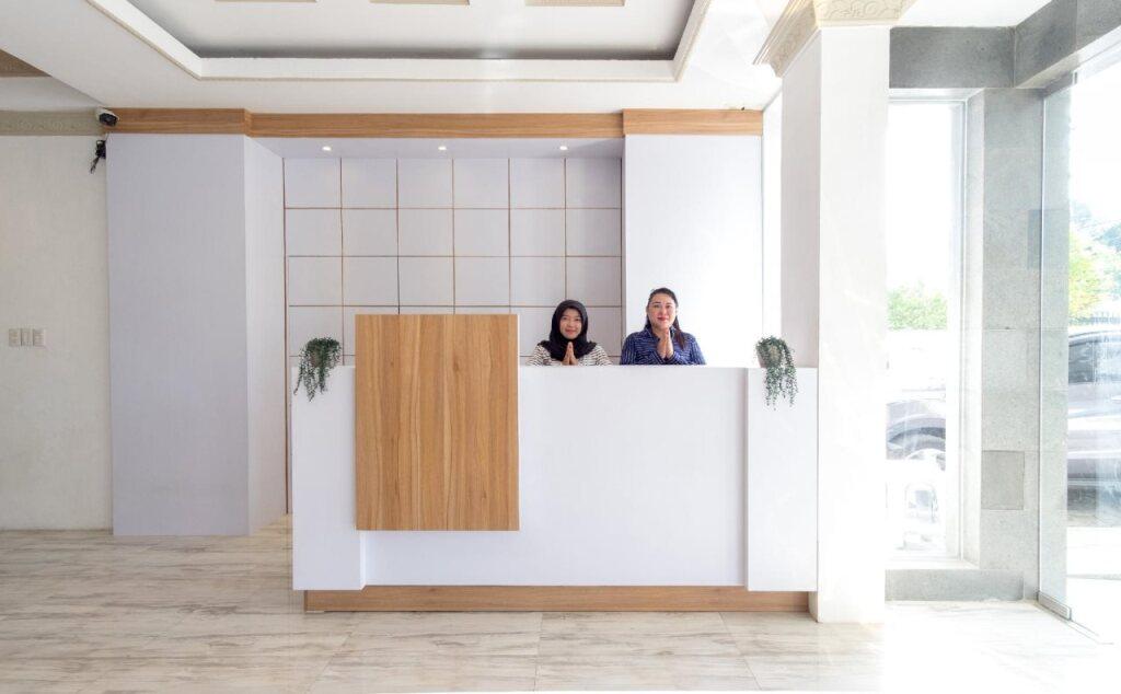 Медан: Mutiara Hijau Suites Syariah By OYO Rooms
