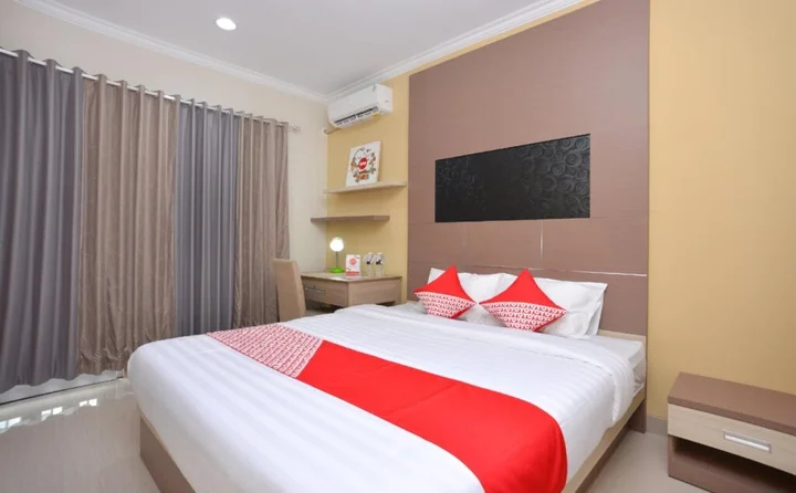 Депок: Royal Gejayan Homestay By OYO Rooms