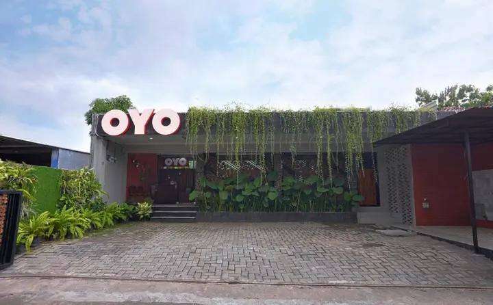 Депок: Royal Gejayan Homestay By OYO Rooms