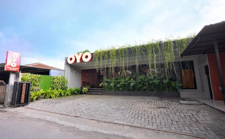 Депок: Royal Gejayan Homestay By OYO Rooms