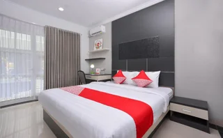 Депок: Royal Gejayan Homestay By OYO Rooms