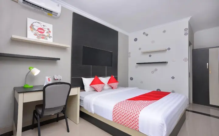 Депок: Royal Gejayan Homestay By OYO Rooms